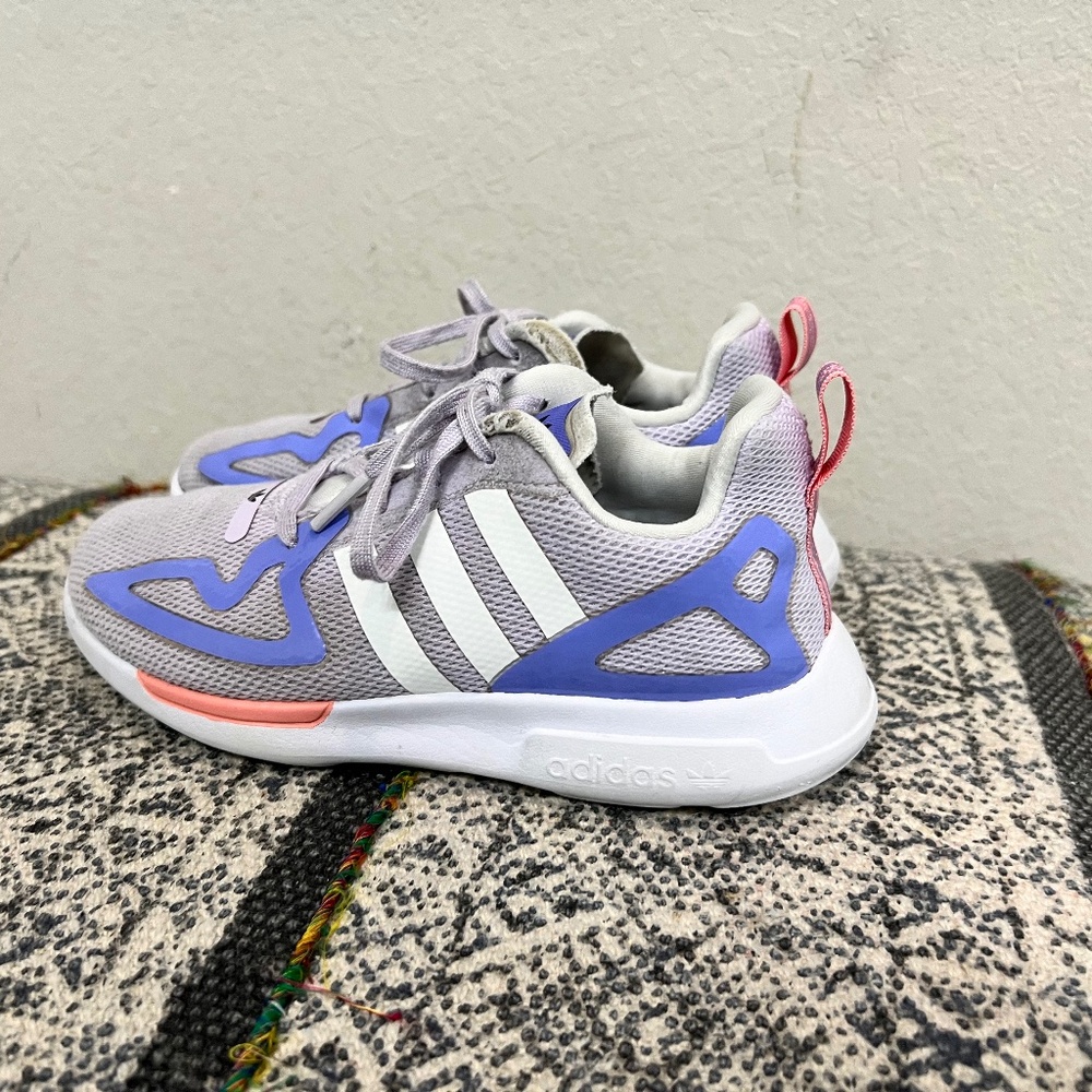 Adidas little girls sz 12 1/2